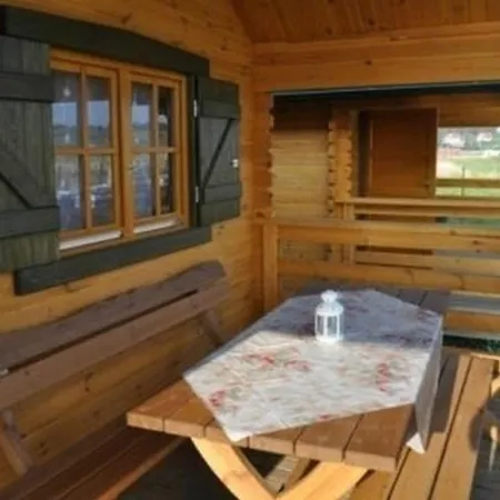 In Rusinowo Mit Terrasse Und Garten *
